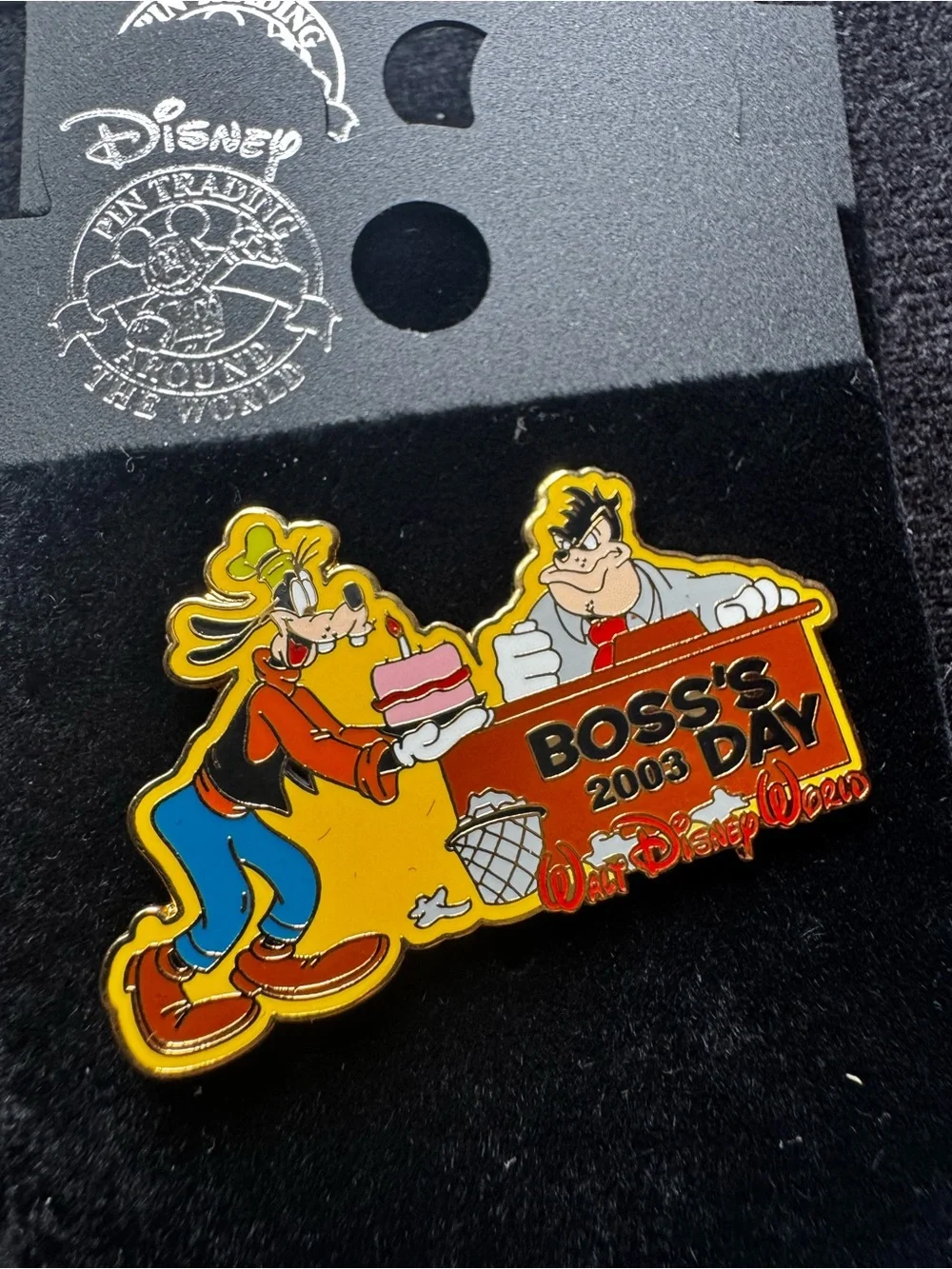 DISNEY Sundays Series Lot Trading Pin Collection